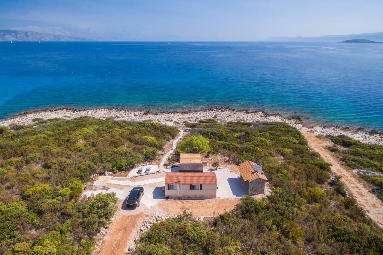 Private Bay Vrboska
